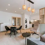 Cozy & Near The In Apartment